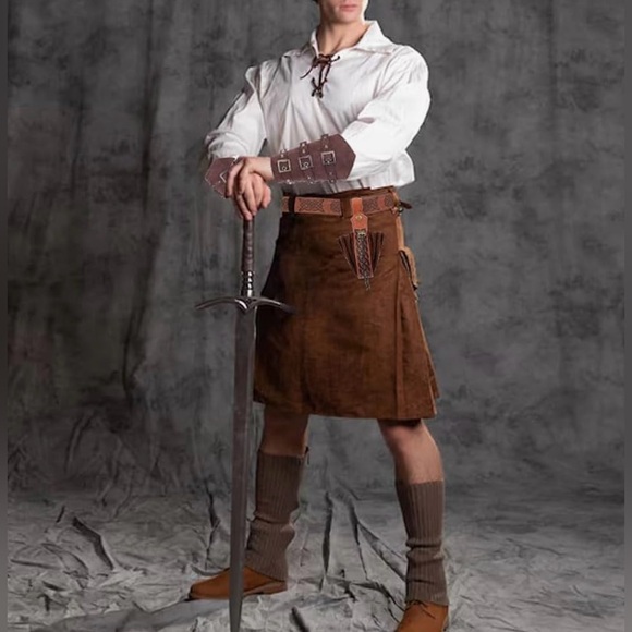 Vintage Renaissance Accessories Leather - Picture 7 of 17